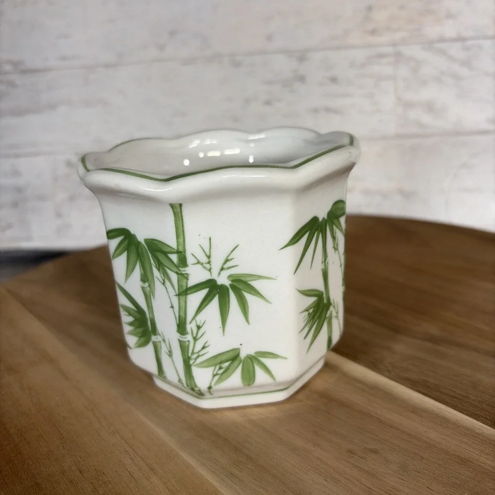 Vintage Chinoiserie Porcelain Planter Green Bamboo Scalloped Cachepot #28